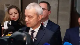Костадинов: Бюджетът е катастрофален, правителството не може да управлява България БЛИЦ Live