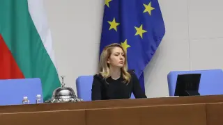 Решават съдбата на Бюджет 2026, депутатите броят вето на Радев
