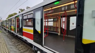 Новите влакове на софийското метро вече пътуват към България