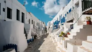 Непопулярният гръцки остров, който е „точно като Санторини“, но без навалицата