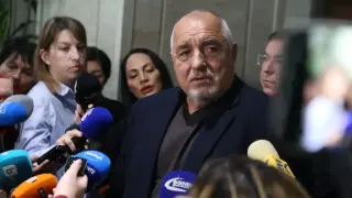Борисов изкара мръсна тайна за ПП-ДБ, Мария Габриел се ококорила, а Пеевски... БЛИЦ LIve