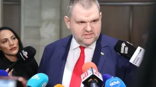Пеевски: Лидерите на ПП-ДБ ми предложиха да свалят санкциите срещу пенсиониране на Борисов БЛИЦ Live