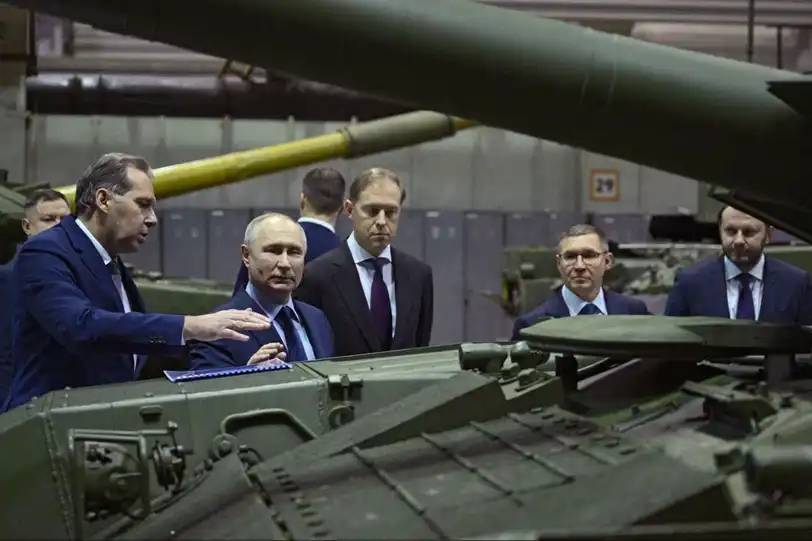 Любимият завод на Путин се пука по шевовете: Готви се за масови уволнения