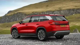 Skoda представи кросоувър с луксозен интериор и богато оборудване Снимки