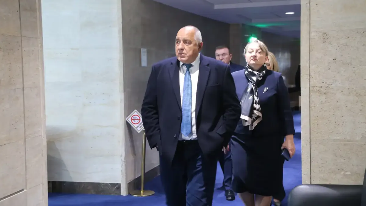 Борисов с ключова промяна по тъмна доба Снимка