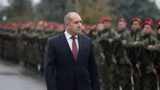 Депутатите посякоха президента, няма да...