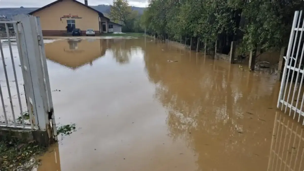 Потоп в Лесковац! Всичко е под вода Снимки