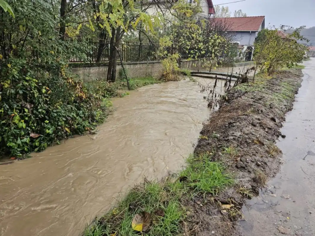 Потоп в Лесковац! Всичко е под вода Снимки