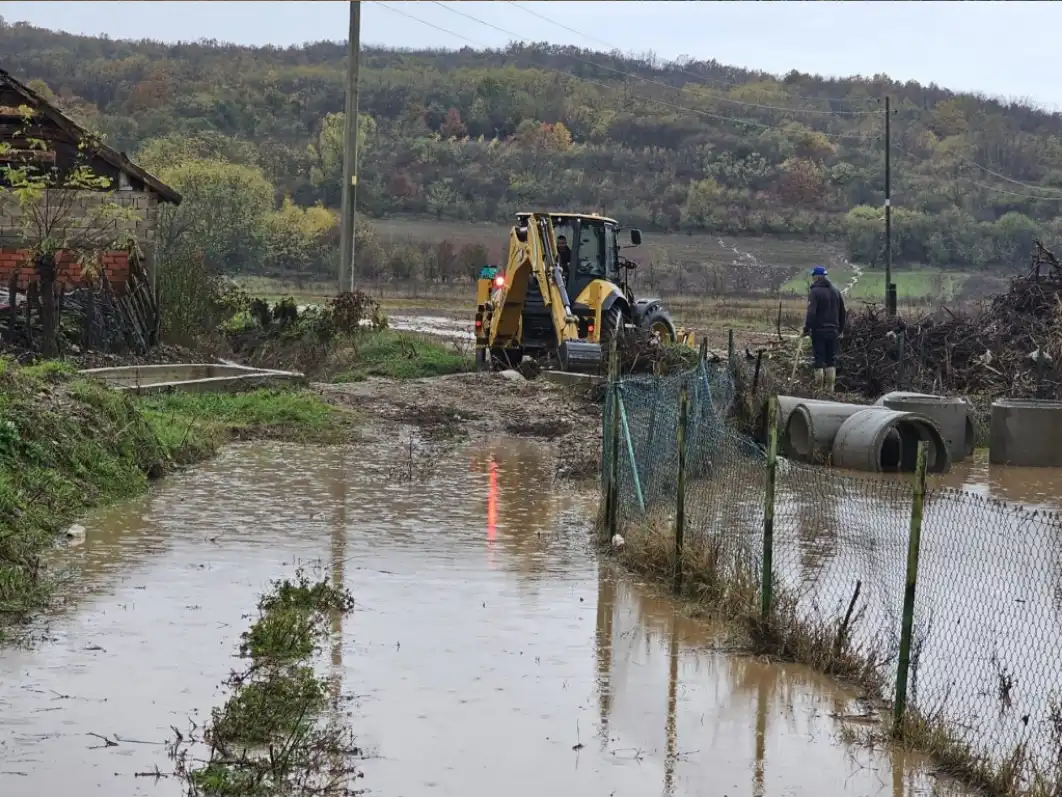 Потоп в Лесковац! Всичко е под вода Снимки