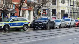 Верижна катастрофа блокира центъра на София