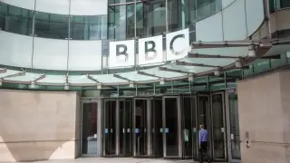 Най-голямото преструктуриране в BBC от 15 години: Съкращават 2000 души