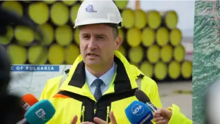 Енергийният министър коментира положението с горивата у нас