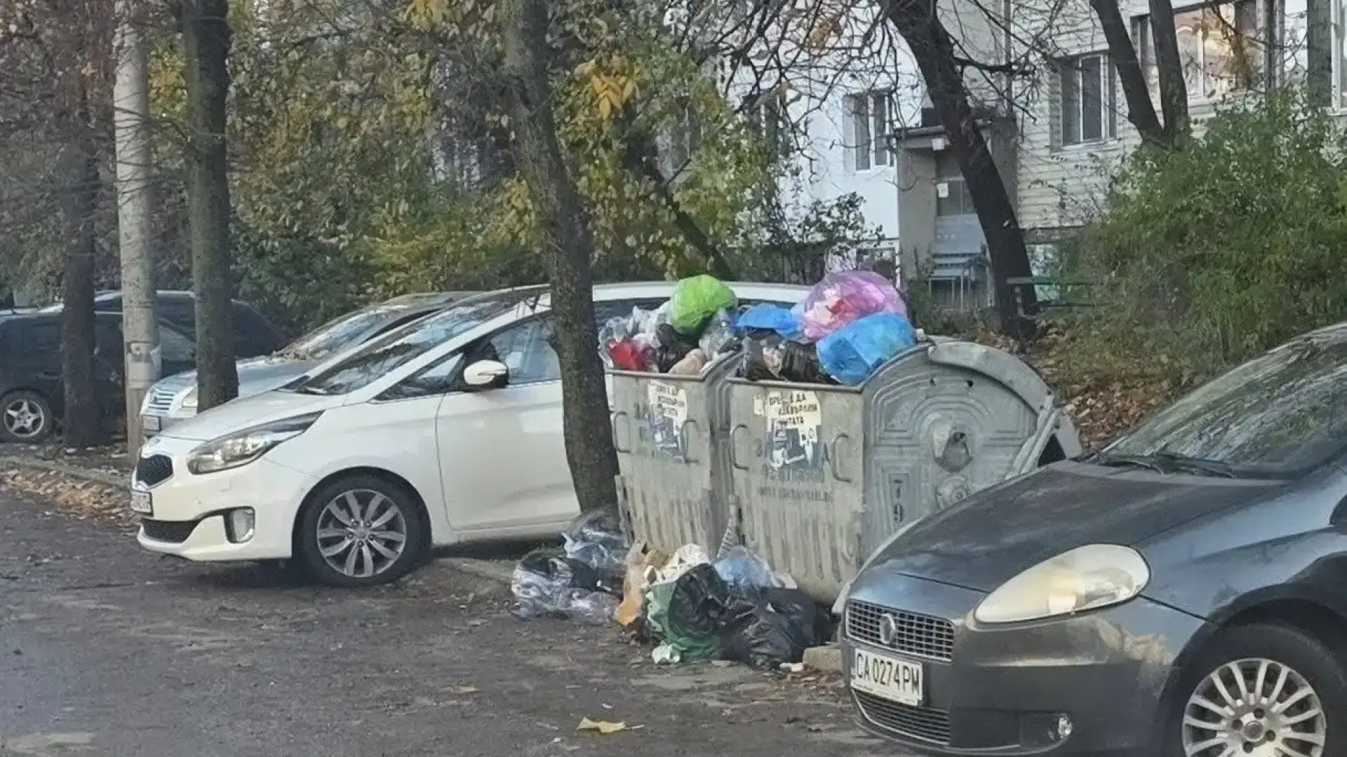 Въвеждат временна организация на сметосъбирането в три столични квартала