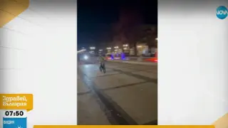 Мотористи превърнаха пешеходния площад в Перник в писта