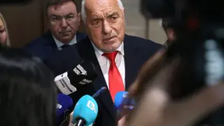 Борисов огласи кой ще купи "Лукойл", защо се вдигат разходите и хвърли ръкавицата към Радев за... БЛИЦ Live