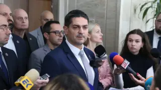 Официално: Радостин Василев и Красимир Манов влизат в президентската битка
