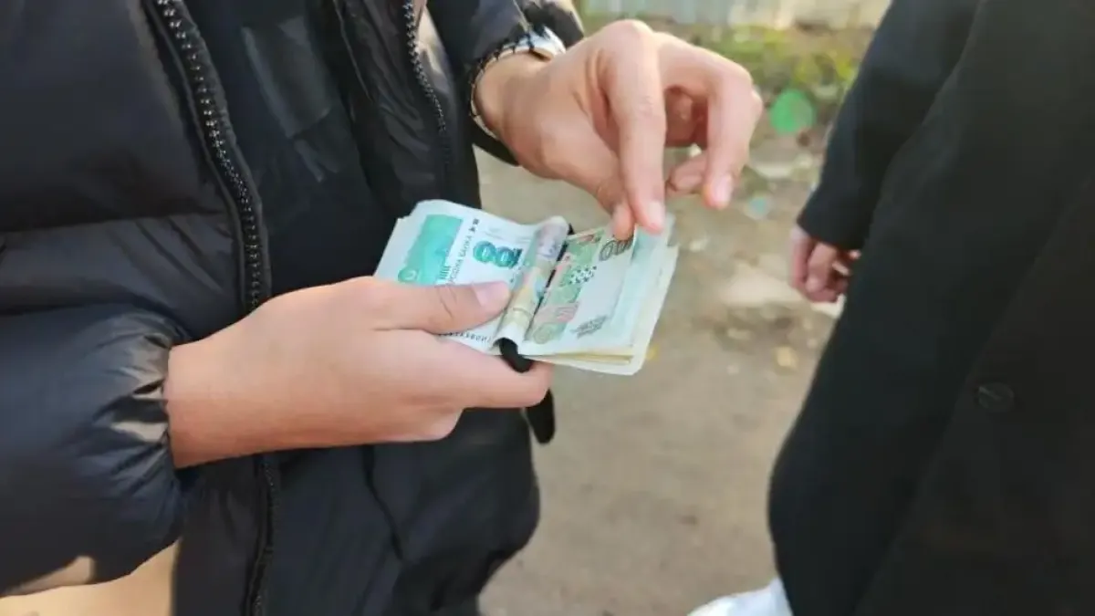 Ученици от Казанлък намериха голяма сума пари и ето какво направиха