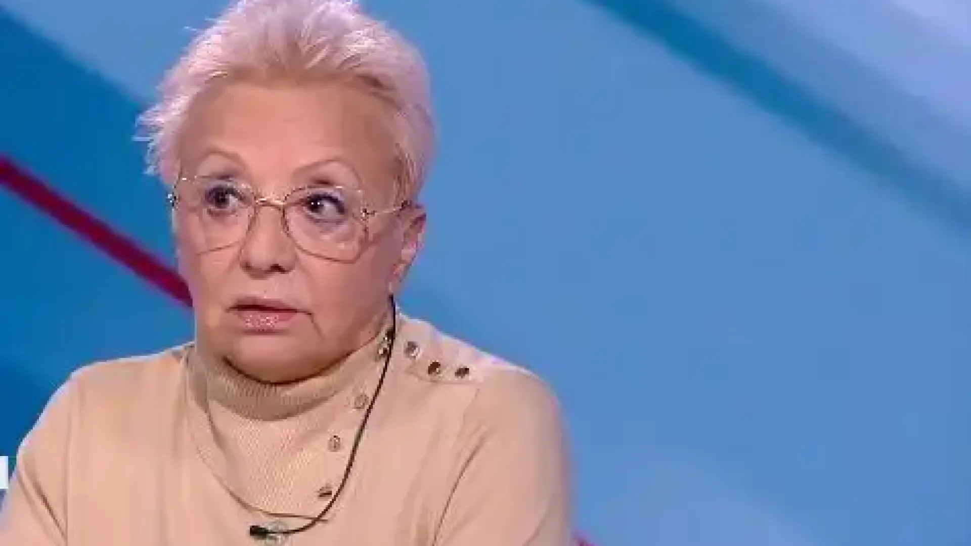 Диана Дамянова с тежък призив за "Лукойл": Да не се влиза с боздуган там, а Борисов да извади...