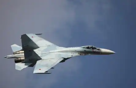 Изтребител Су-30 се разби в Русия