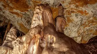 Малко известна наша пещера се оказа истинско скрито съкровище