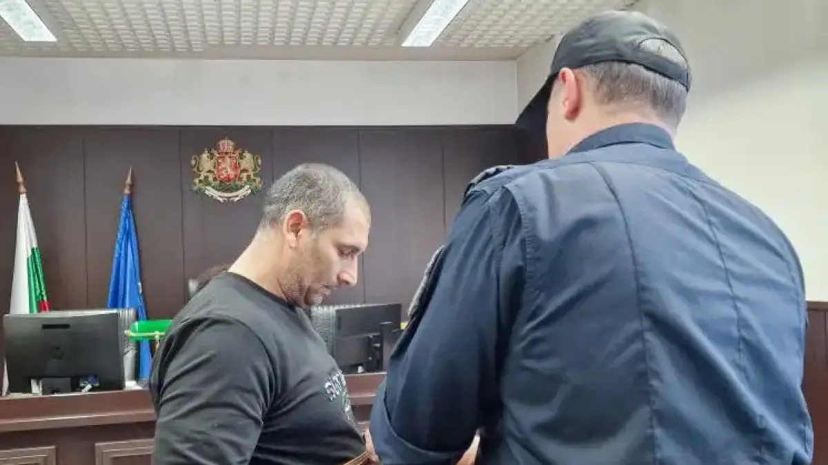 Скандал във влака прерасна в убийство: Инвалид заклан на гарата в Карлово посред бял ден