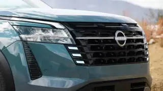 Уникална функция получи значително обновеният Nissan Pathfinder Снимки