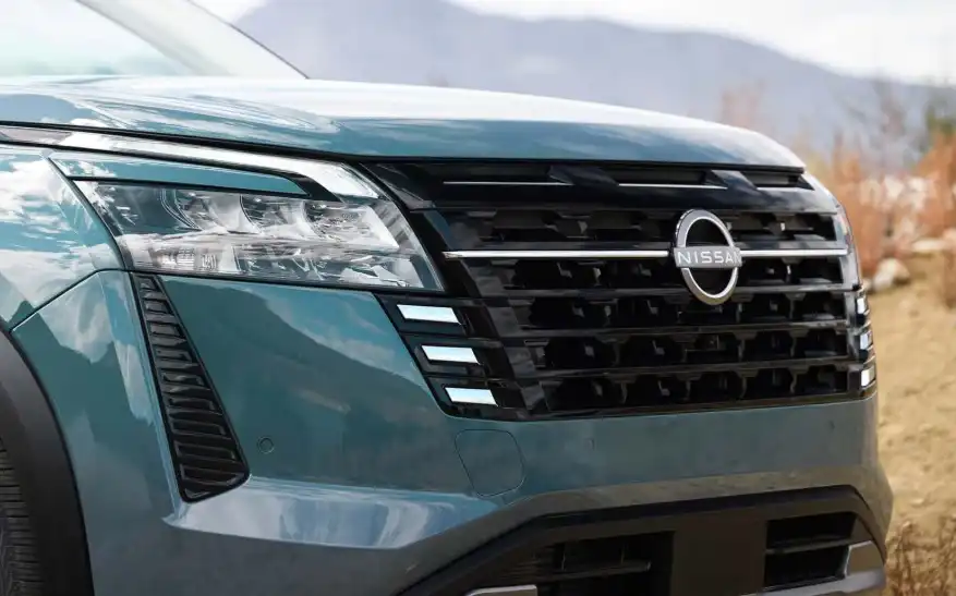 Уникална функция получи значително обновеният Nissan Pathfinder Снимки