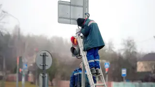 Огромна опасност: Всеки може да „хакне“ светофарите на София