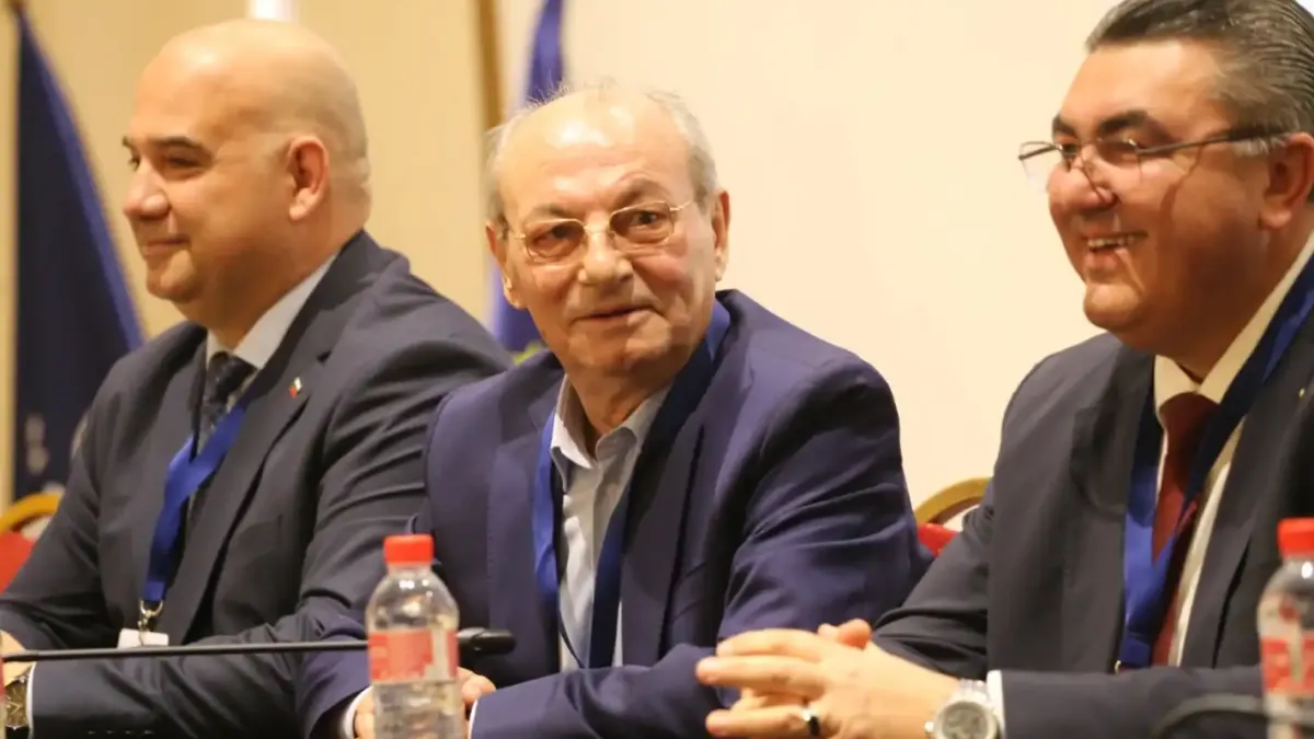 Изоставен от старите си хора: Ахмед Доган призна: „Не съм добре“