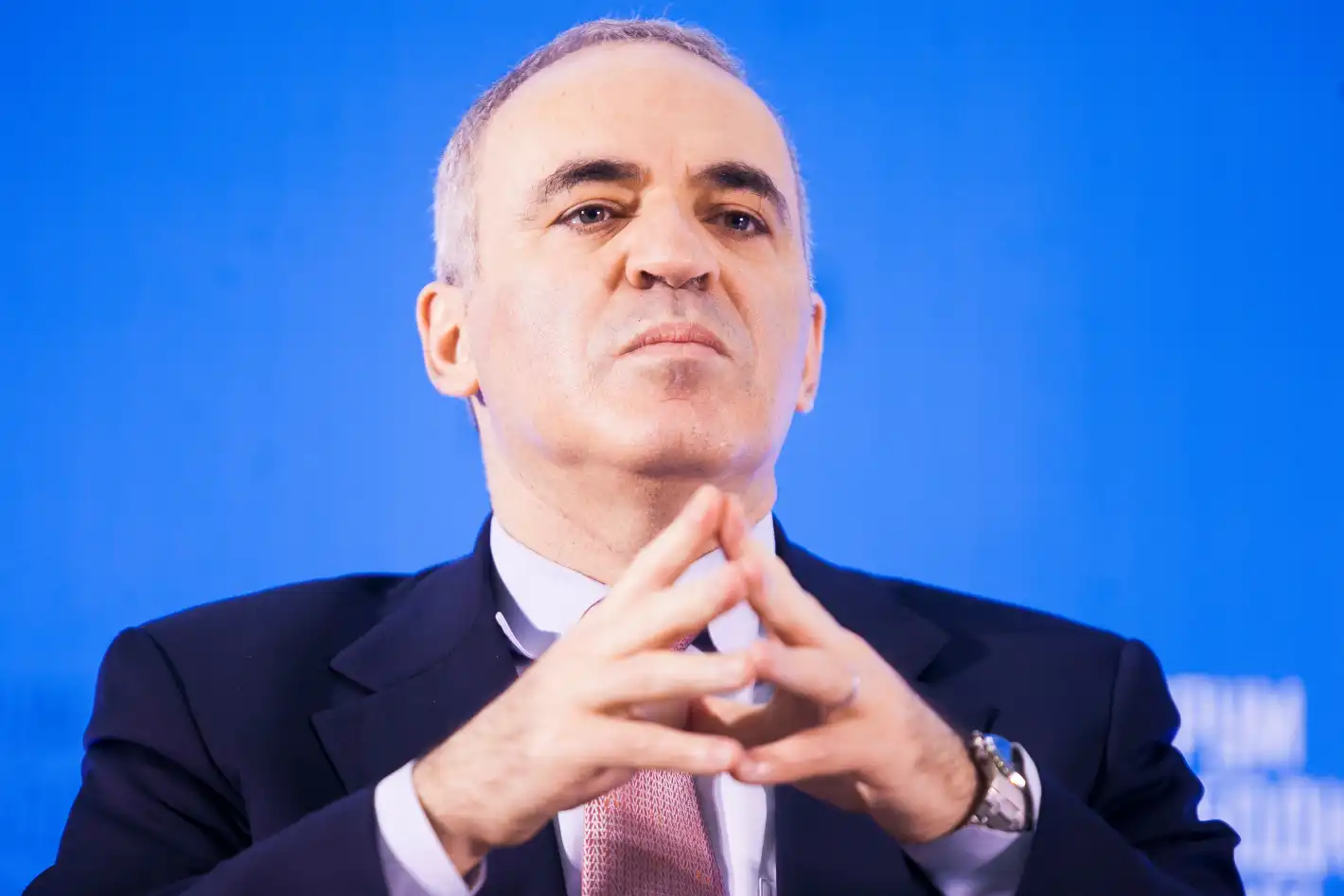 Каспаров: Само победа на Украйна ще ни спаси от Китай