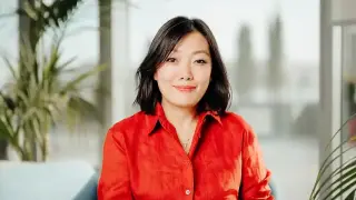 Най-богатата жена в Русия става още по-богата, година след смъртоносна стрелба