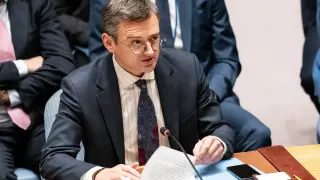 Кулеба посочи следващият етап от преговорите за мир в Украйна