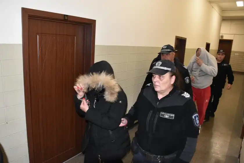 Първи снимки на похитителите на млада жена в Свиленград