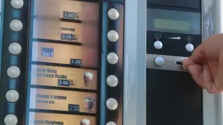 Как ще си купуваме кафе и чай от машина от 1 януари?