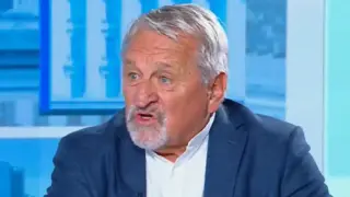 Хиновски изригна и поиска главата на ключова фигура в държавата