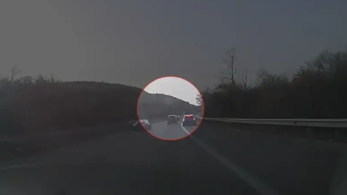 Безумни действия на АМ "Тракия" изправиха косите на водачите Видео