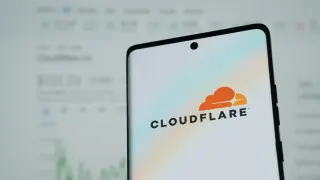 Защо мащабният проблем с Cloudflare повлече половината интернет