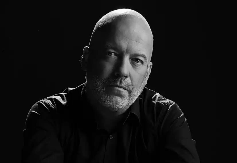 Писател захапа яко Сиромахов: Иво, ако утре решиш, че на някой му пречи новият ти комшия, просто си спомни…