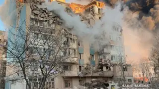 Ракета Х-101 уби 10 души в Тернопол, много други още са затрупани Видео
