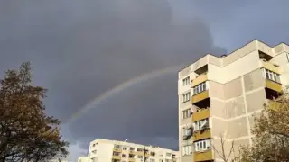 Красота в небето на София, столичани се усмихват