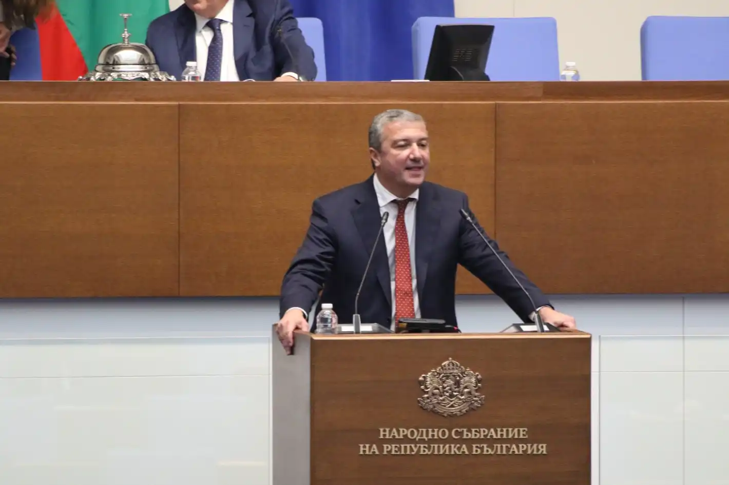 Драгомир Стойнев: Поради липса на политика ПП-ДБ призовават към насилие