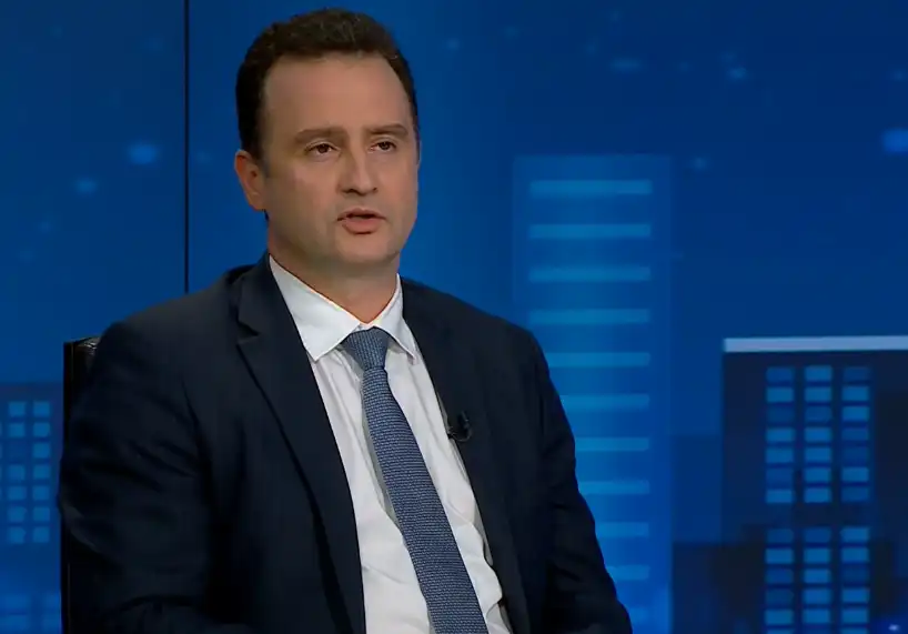 Министър Станков обясни за последните часове на "Лукойл"
