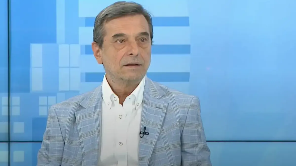 Манолов: "Страхотните заплати" в администрацията са мит, инфлацията изяжда всичко