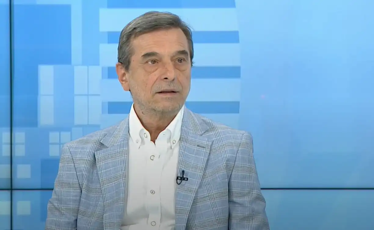 Манолов: "Страхотните заплати" в администрацията са мит, инфлацията изяжда всичко