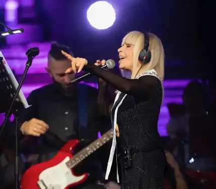 Отново истерия заради Лили Иванова в "Олимпия", най-скъпите билети са..