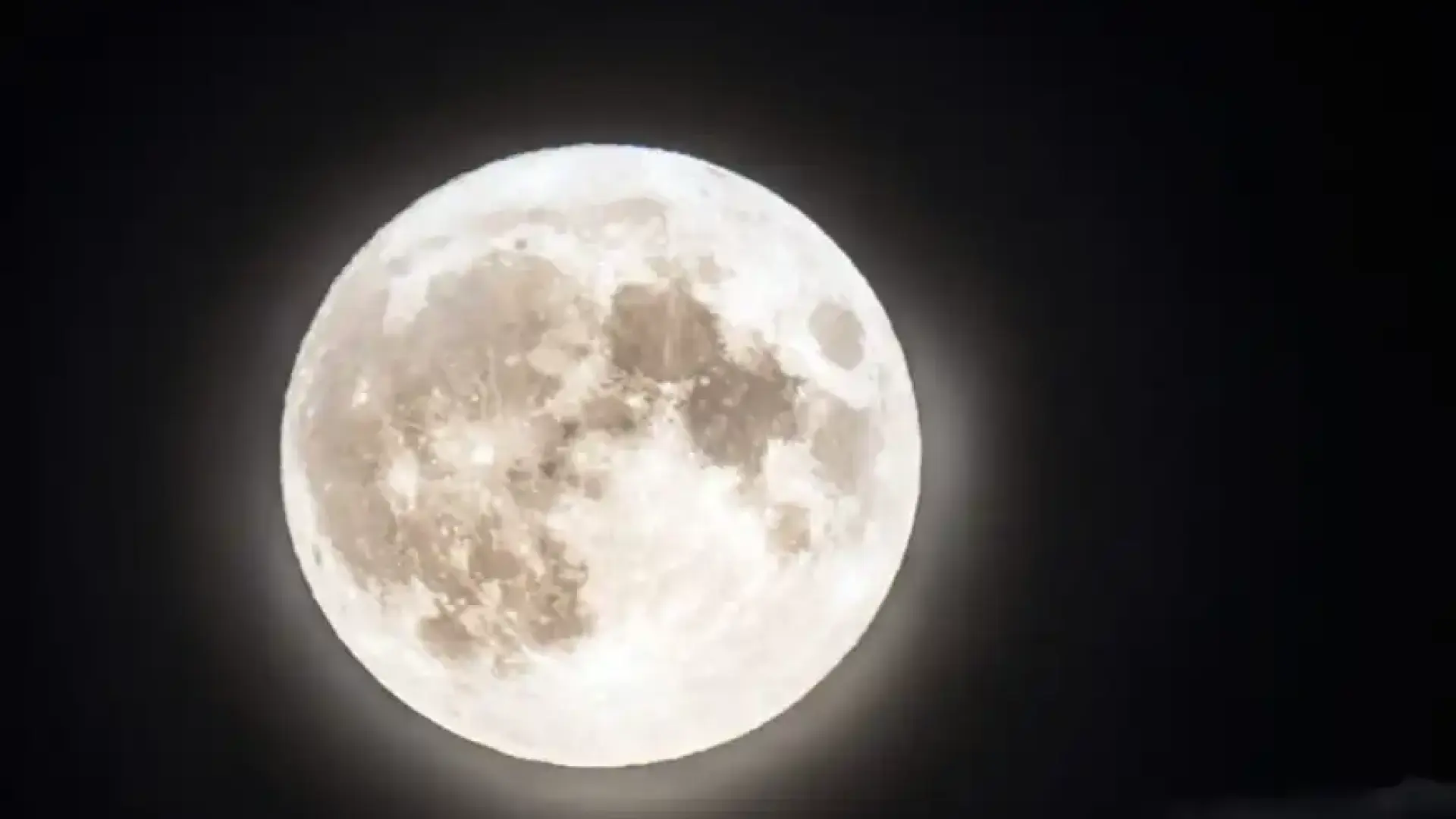 Публикуваха Снимка на Луната с най-високата резолюция досега