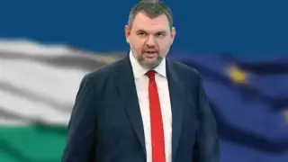 Пеевски: Ще атакуваме в Съда двойното поскъпване на паркирането в София!