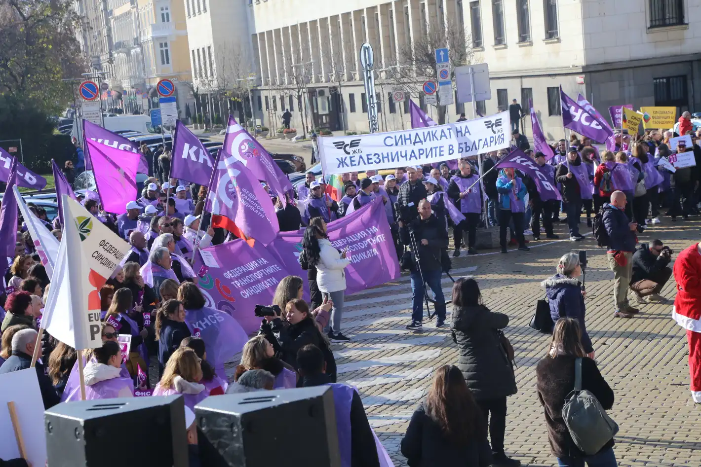 КНСБ заплашиха: България ще пламне от протести, ние ги повеждаме!