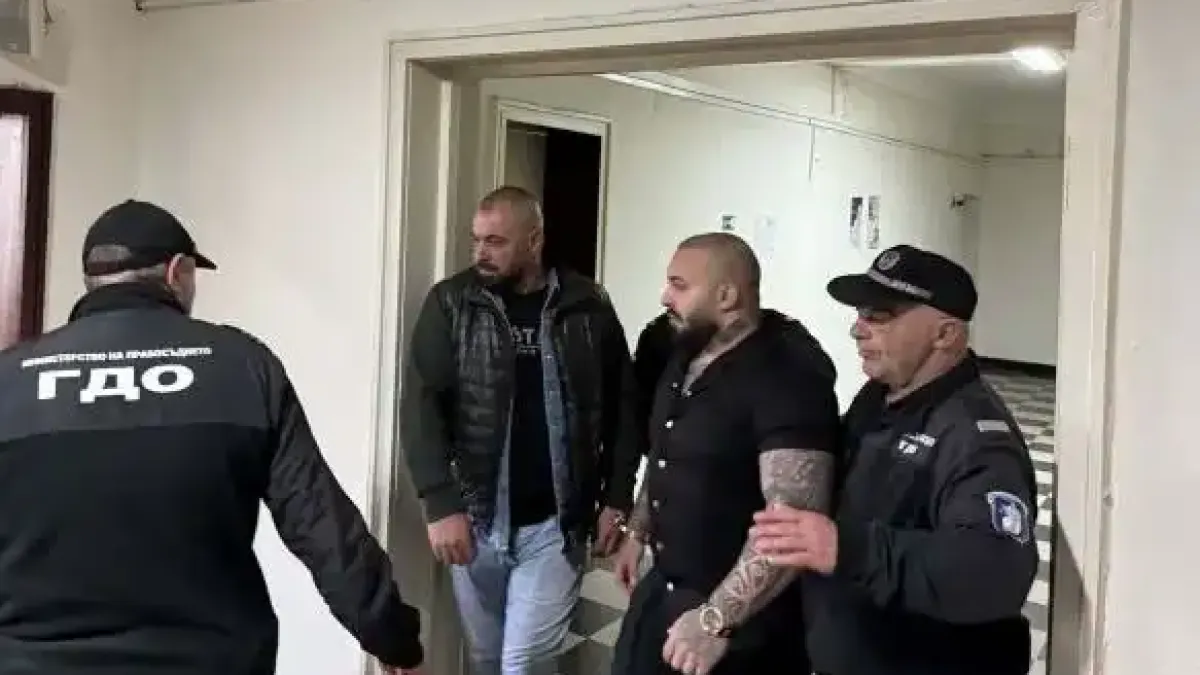Съдът не пожали бащата и сина от Стражец, въртели канал за проституция