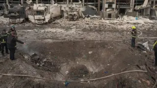 Масираната ракетна атака по Украйна взе 6 жертви, дронове прескочили в Молдова и Румъния Видео